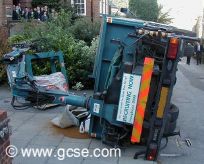 lorry crane failure when trying to offload bricks and sand